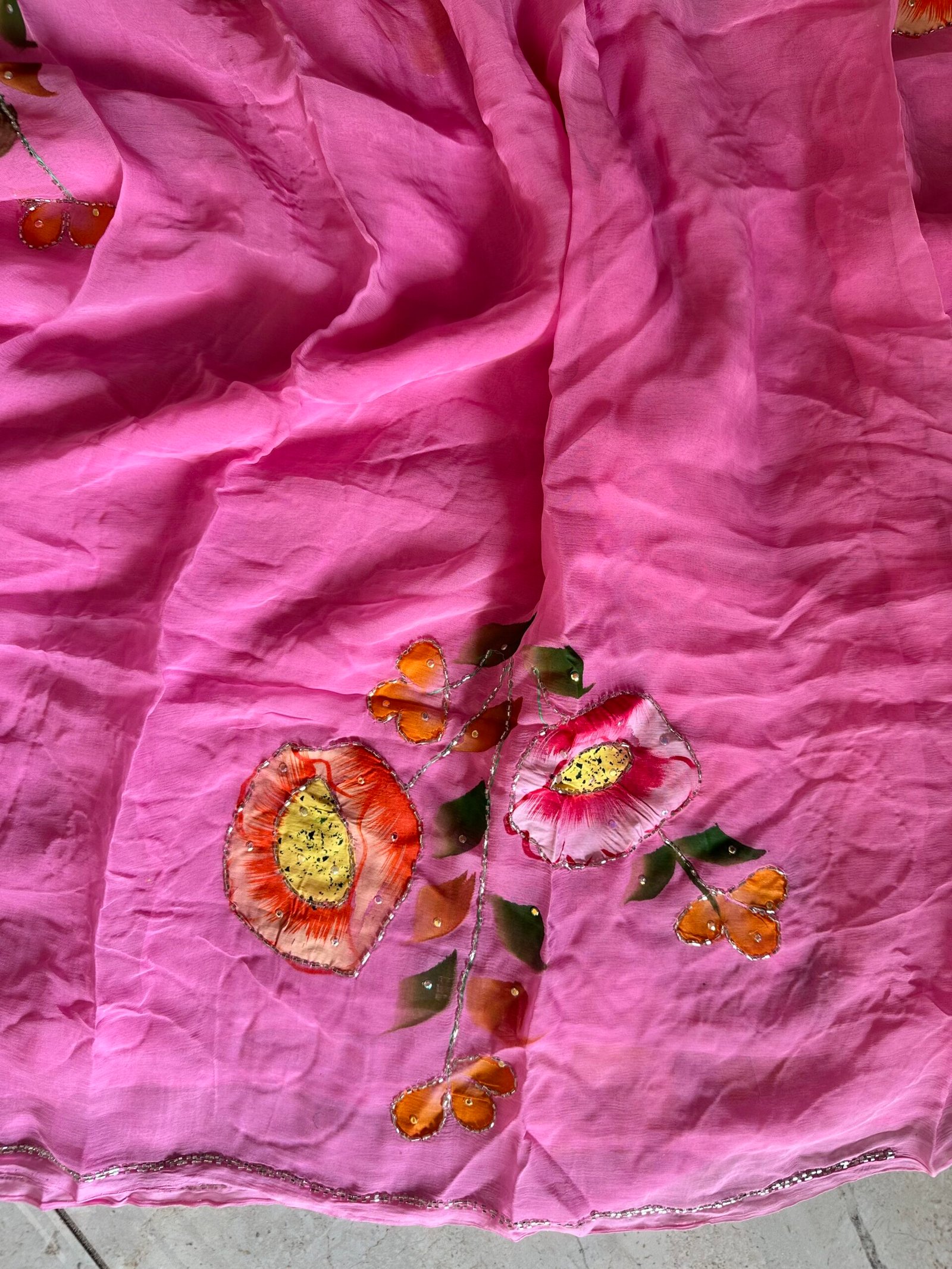 Baby Pink Color Chiffon Hand Painted Floral Handwork Saree | AKHW035 - Image 4