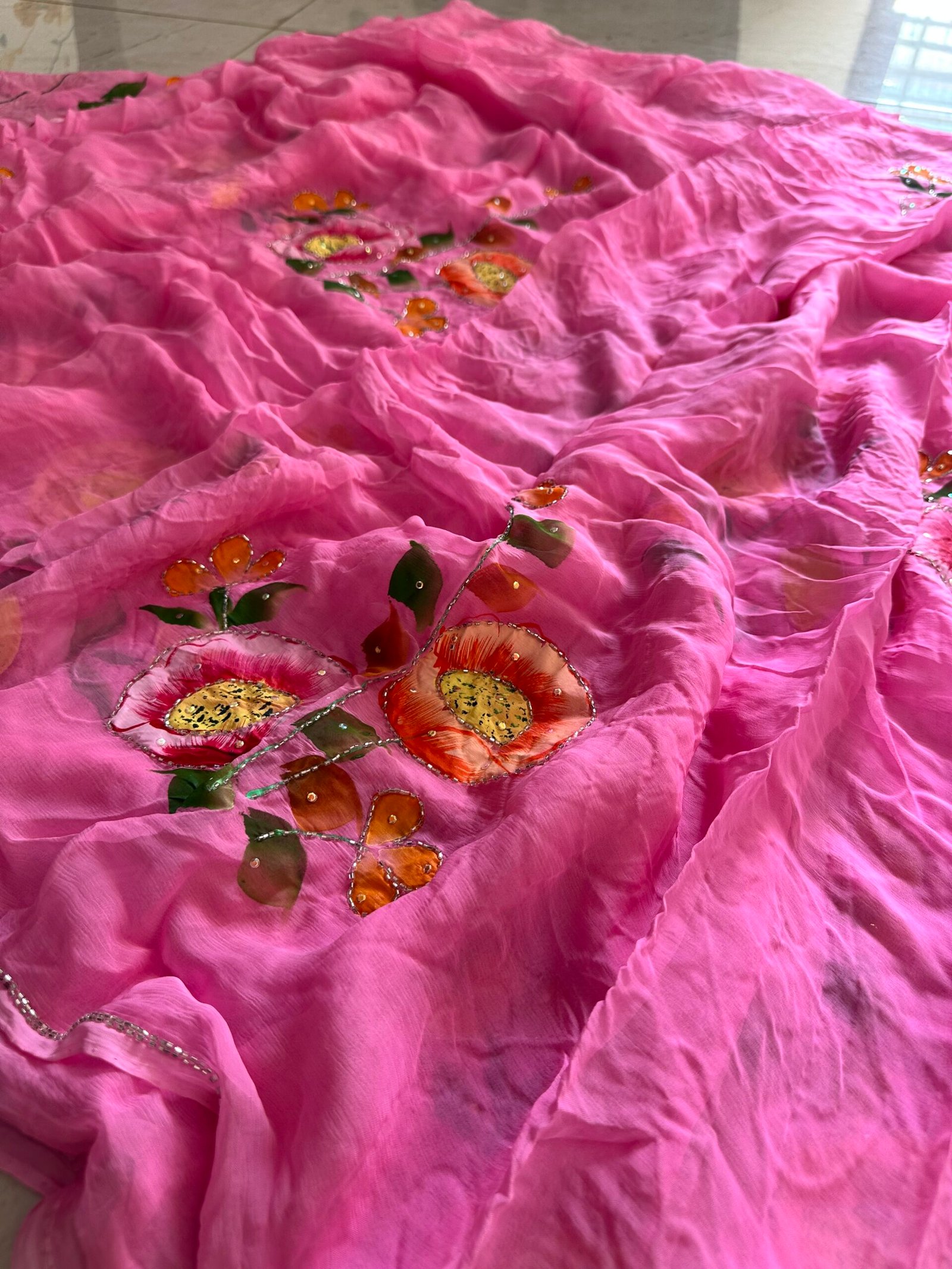 Baby Pink Color Chiffon Hand Painted Floral Handwork Saree | AKHW035 - Image 5